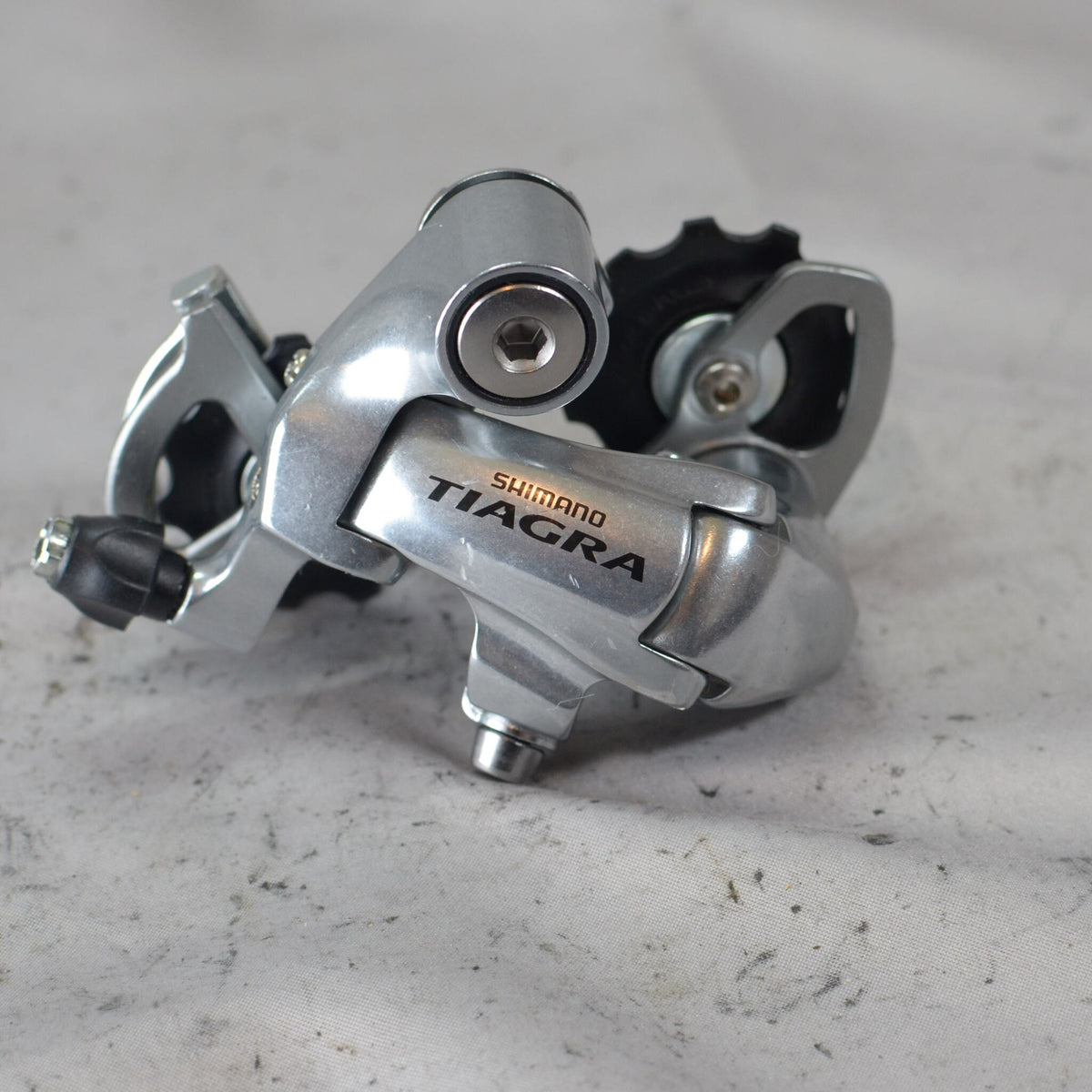 New Takeoff Shimano Tiagra 4500 RD-4500 9 Speed Rear Derailleur - Shor