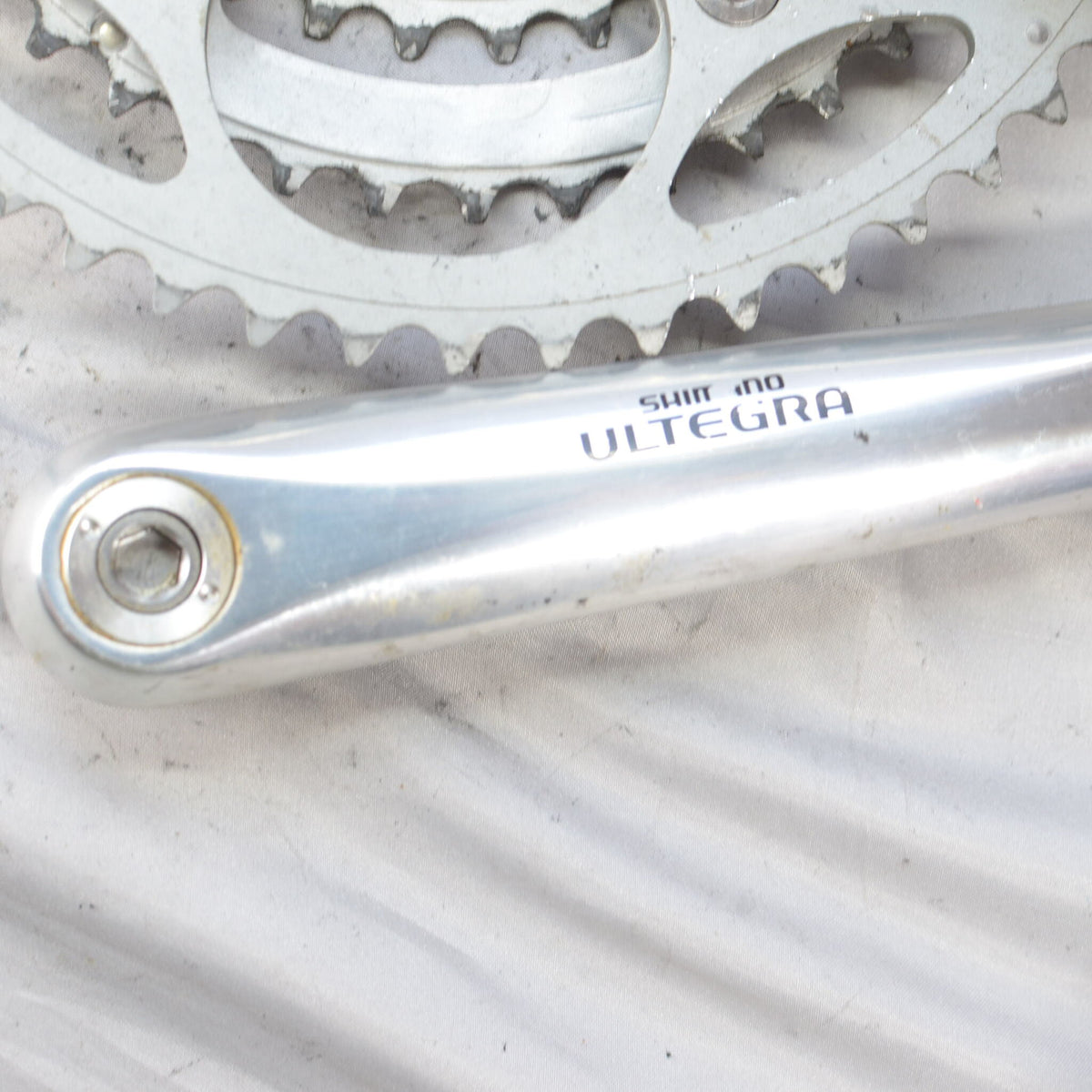 Shimano Ultegra 6500 9 速三重曲柄组FC-6503 52-42-30 172.5mm