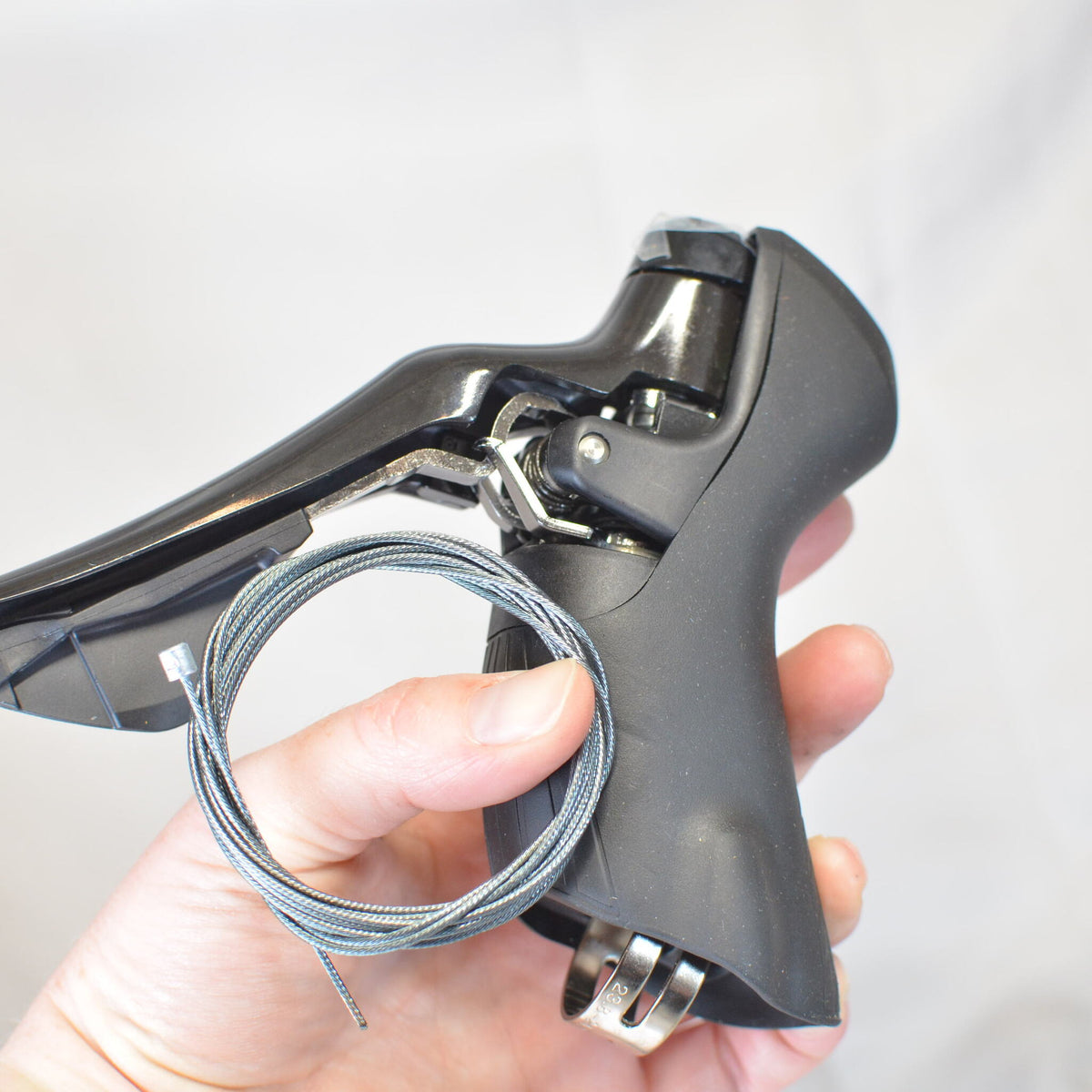 Shimano 105 ST-R7000 新品未使用 春得セール)シマノ 105 ST-R7000-L STIレバー 左のみ(2S