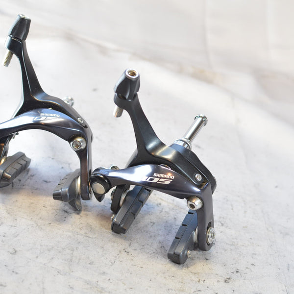 Shimano 105 5700 BR-5700 VORN &amp; HINTEN SET Seitenzug-Rennrad-Bremssättel, 9/10 EXC
