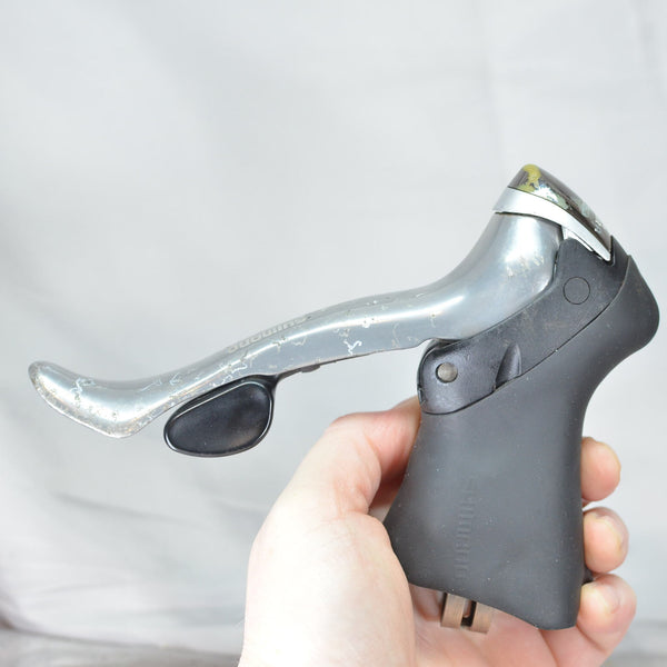 Levier avant SHIMANO ULTEGRA R8170 Di2 12 vitesses Groupe Shimano Ultegra di2 Pratique Route Côtés Avant Levier avant SHIMANO ULTEGRA R8170 Di2 12 vitesses Groupe Shimano Ultegra di2 Pratique Route Côtés Avant