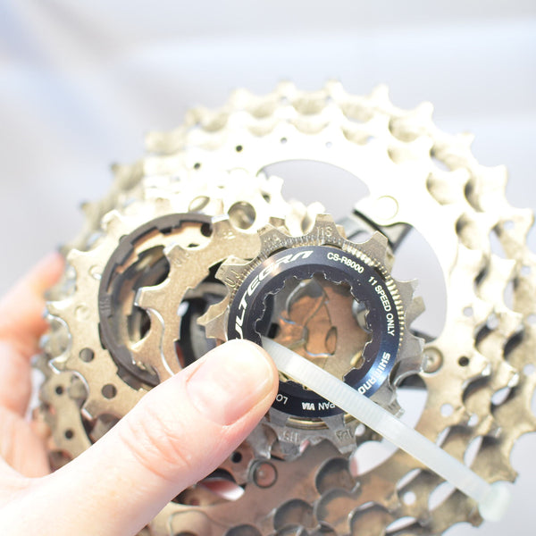 VG+ Shimano Ultegra R8000 CS-R8000 11 Speed Cassette 11-32