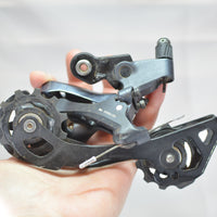 Shimano Ultegra R8000 RD-R8000-GS Medium Cage 11 Speed Rear Derailleur, 8/10 VG