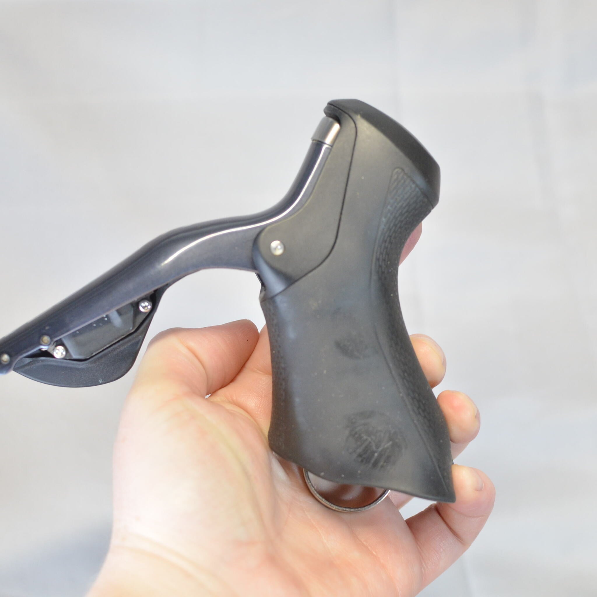 Shimano Ultegra Di2 6800 ST-6870 Right Electronic Shifter, 9/10