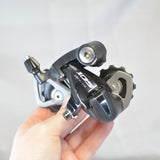 Shimano 105 5700 RD-5701 10-fach Schaltwerk mit kurzem Käfig, schwarz