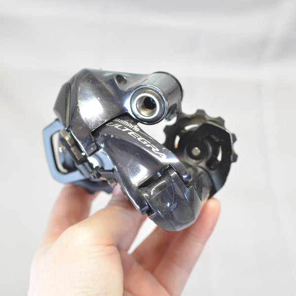 Shimano Ultegra Di2 6800 RD-6870 Short Cage 11 Speed Rear Derailleur, 8/10 VG+