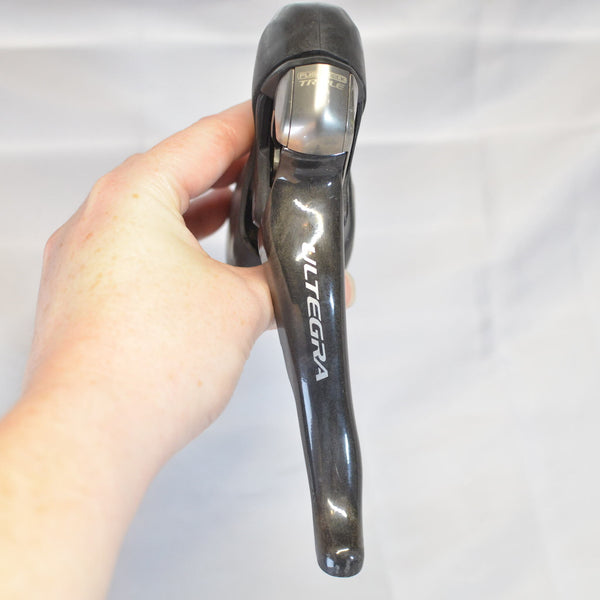 Shimano Ultegra 6700 ST-6700 LINKS/VORNE 3-fach TRIPLE STI Schalthebel, 8/10 VG