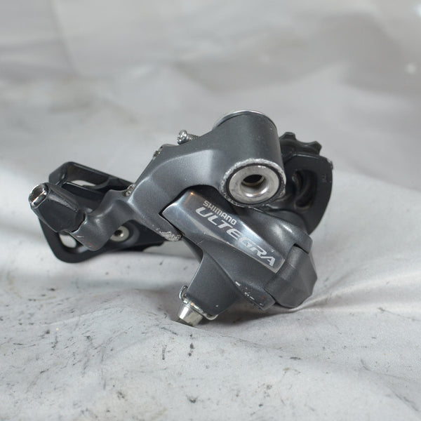 Shimano Ultegra 6700 RD-6700 10 Speed Rear Derailleur - Short Cage, 7/10 Nice