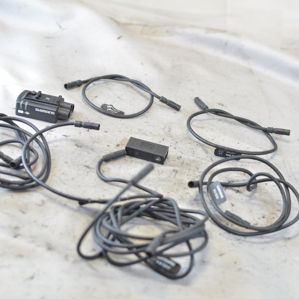 Shimano Dura Ace Di2  SM-EW90-A, SM-JC41 Internal, EW-SD50 E-Tube Junction/Wires