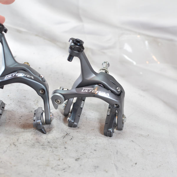 Shimano Ultegra 6700 BR-6700 Front & Rear Brake Caliper Pair Gray, EXC