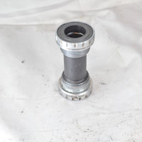 Shimano Dura Ace SM-BB7900 Bottom Bracket 68mm English BC1.37x24 Hollowtech II