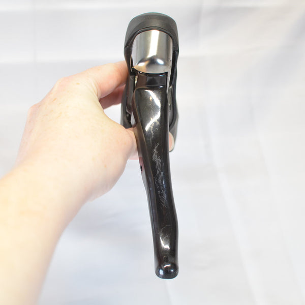 Shimano 105 5700 ST-5700 LINKS/VORNE 2x Double STI Shifter, Schwarz, 8/10 VG