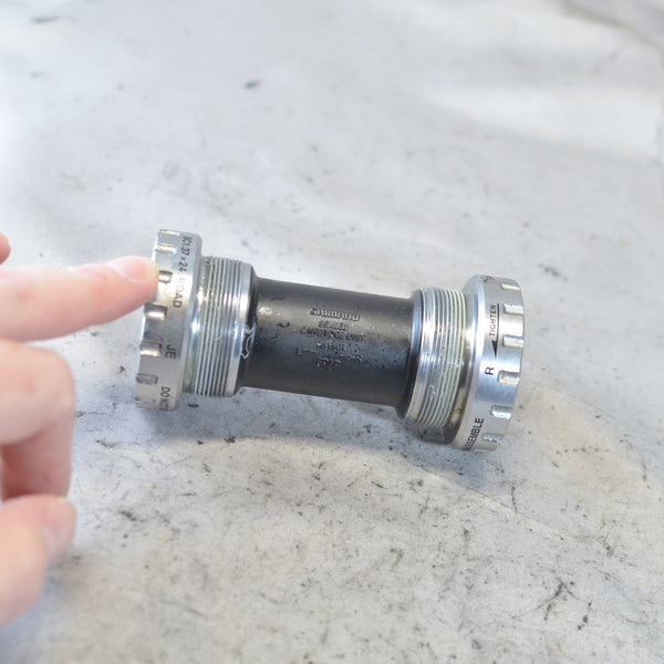 Shimano Ultegra SM-BB6700 Bottom Bracket 68mm English BC1.37x24 Hollowtech II