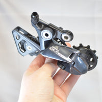 Shimano Ultegra R8000 RD-R8000-GS Medium Cage 11 Speed Rear Derailleur 9/10 EXC+