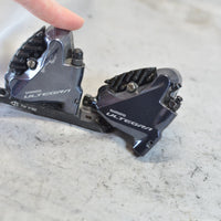 Shimano BR-R8070 Hydraulic Brake Flat Mount Road/Gravel Calipers Pair, 8/10 VG