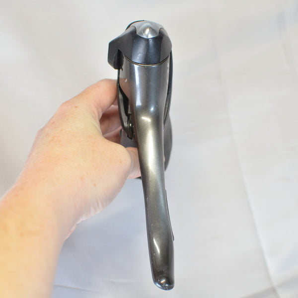 Shimano 105 5600 ST-5600 LINKS/VORNE Zweifach/Dreifach 2/3x STI Schalthebel, 8/10 VG